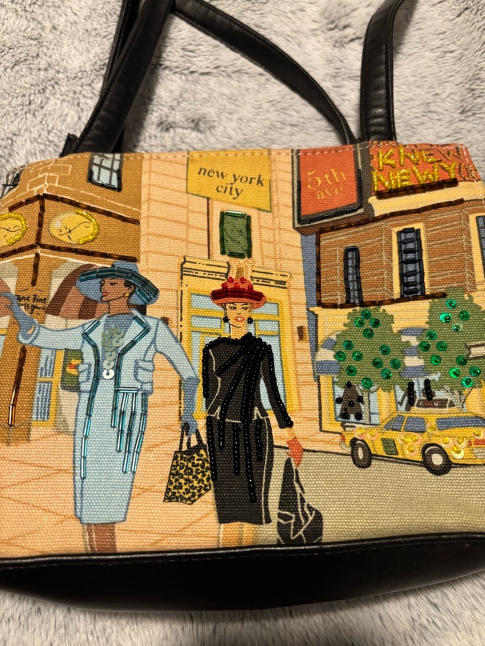 Embroidered City-Scene Shoulder Bag in Beige and Black - Picture 4 of 11